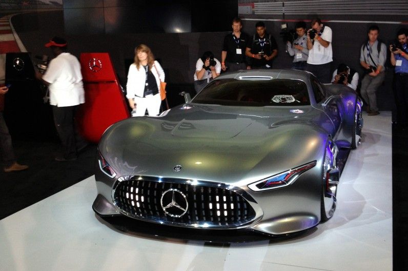 Mercedes-Benz-officeplankton.com.ua_ut-Front-View-796x528