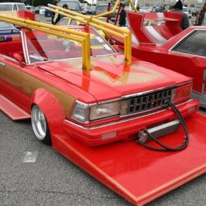 Необычный японский тюнинг автомобилей.