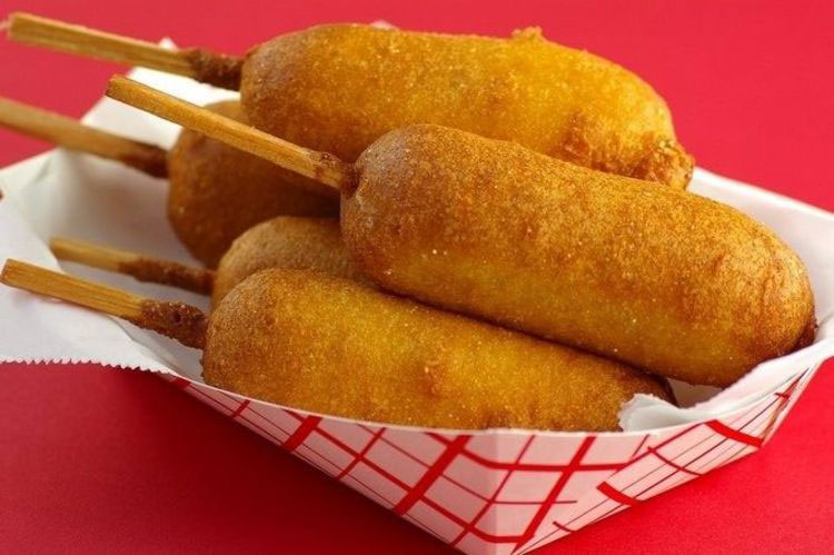 Тесто с мясом: 30 популярных бутербродов, которые стоит отведать