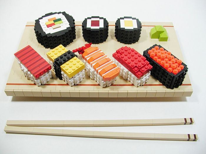 Бомбовый креатив от LEGO