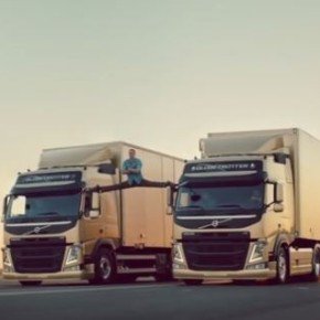 Жан Клод Ван Дамм еще тот. Жан Клод и Volvo.