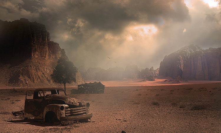 Необыкновенный сюрреализм в фотографиях Джорджа Кристакиса