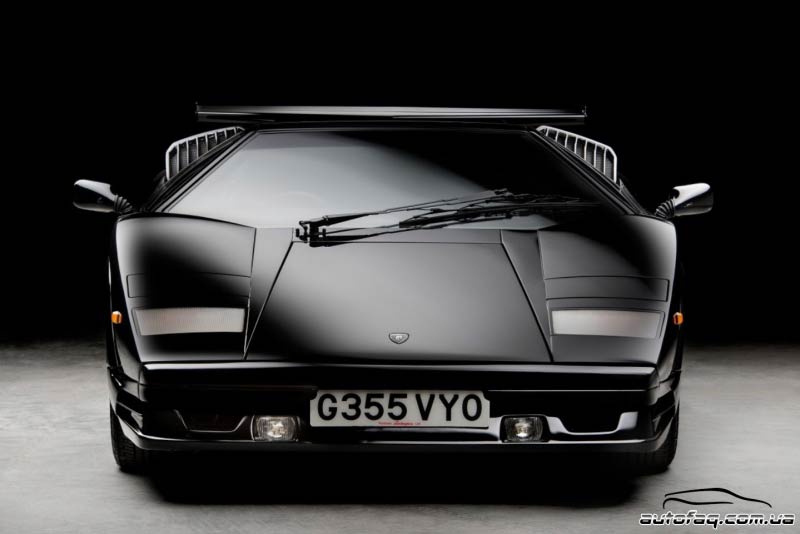 Продается новая Lamborghini Countach. Кто хочет купить?